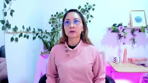evelyn_miller___ online show from 8, 4, 2026