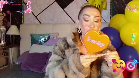 EvelynaGrey online show from 10, 7, 2026