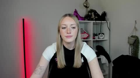 evelynblond online show from 1, 4, 2026