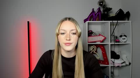 evelynblond online show from 5, 5, 2026