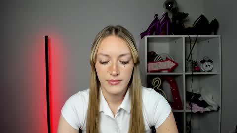 evelynblond online show from 6, 5, 2026