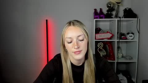 evelynblond online show from 24, 6, 2026