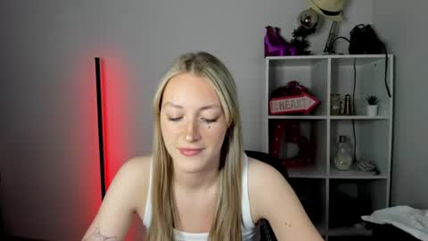 evelynblond online show from 2, 7, 2026