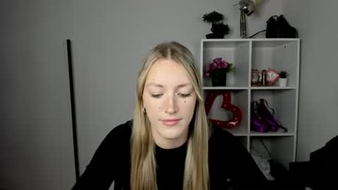 evelynblond online show from 21, 7, 2026