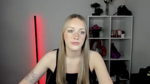 evelynblond online show from 4, 8, 2026