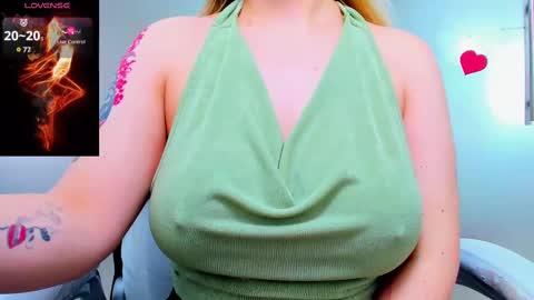 evelyne_rose online show from 28, 2, 2025