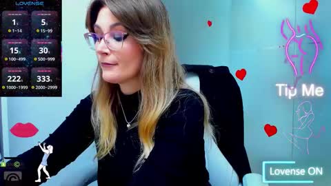 evelyne_rose online show from 10, 11, 2025