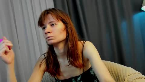 Snapshot of evelynjin_ chatting on 13, 10, 2025 Evelyn online show from 13, 10, 2025