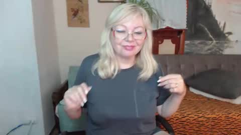 BarbaraBlondy online show from 7, 11, 2025