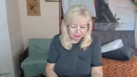BarbaraBlondy online show from 9, 11, 2025