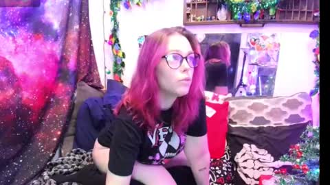 Evie online show from 16, 12, 2024