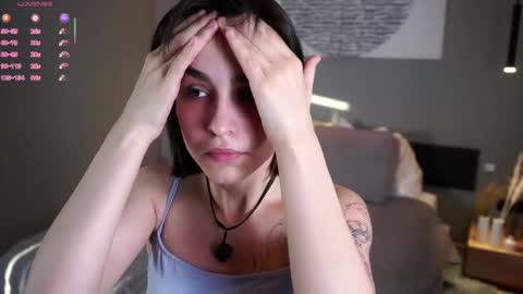 Snapshot of evervessi chatting on 17, 11, 2025 Anita online show from 17, 11, 2025