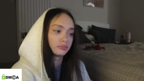 evi_woow online show from 17, 2, 2026