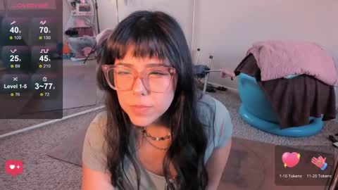 Evie Luna online show from 9, 11, 2025
