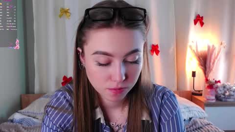 Snapshot of evieconley chatting on 11, 3, 2026 Lilith online show from 11, 3, 2026