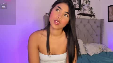 Ivi Alejandra  online show from 3, 12, 2025