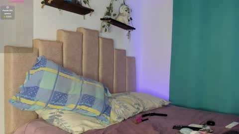 Ivi Alejandra  online show from 3, 5, 2026