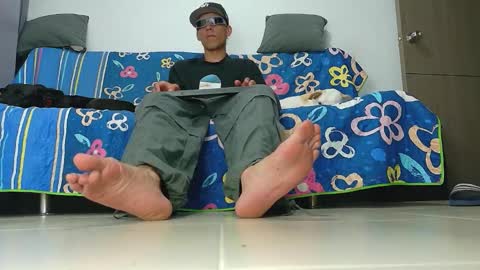 evil_boss1 online show from 15, 4, 2026