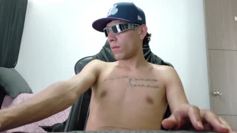 evil_boss1 online show from 11, 7, 2026