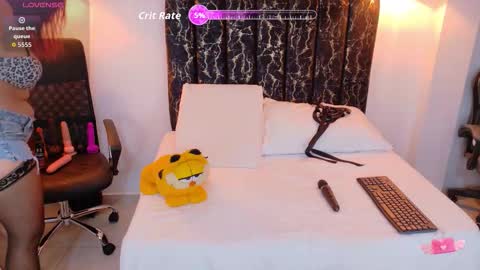 Snapshot of evvaa_moon chatting on 21, 11, 2025 evvaa_moon online show from 21, 11, 2025