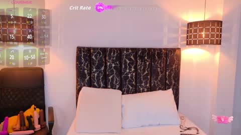 Snapshot of evvaa_moon chatting on 24, 11, 2025 evvaa_moon online show from 24, 11, 2025