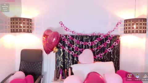 Snapshot of evvaa_moon chatting on 14, 2, 2026 evvaa_moon online show from 14, 2, 2026