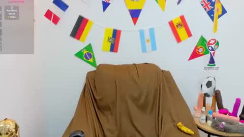 Snapshot of evvaa_moon chatting on 18, 6, 2026 evvaa_moon online show from 18, 6, 2026