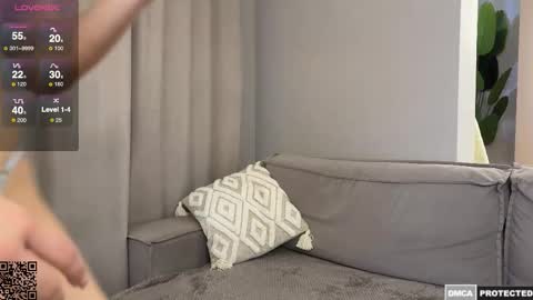 Snapshot of exeltis chatting on 8, 11, 2025 exeltis online show from 8, 11, 2025