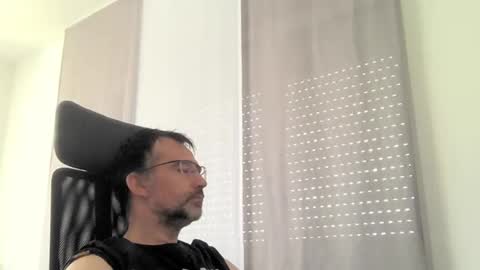 exhibit77 online show from 13, 6, 2026