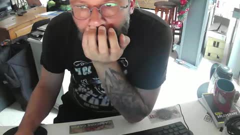 Snapshot of exibdevil chatting on 5, 1, 2025 Gio online show from 5, 1, 2025