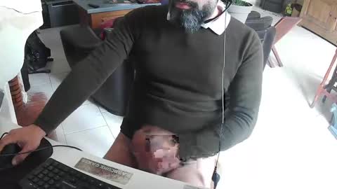 Snapshot of exibdevil chatting on 12, 3, 2025 Gio online show from 12, 3, 2025