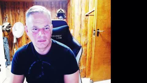 Snapshot of exibe1219 chatting on 20, 12, 2024 exibe1219 online show from 20, 12, 2024