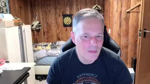 Snapshot of exibe1219 chatting on 6, 3, 2025 exibe1219 online show from 6, 3, 2025