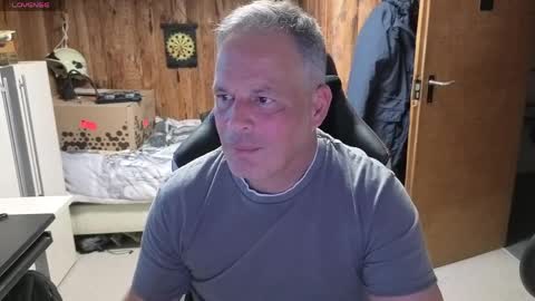 Snapshot of exibe1219 chatting on 4, 4, 2026 exibe1219 online show from 4, 4, 2026