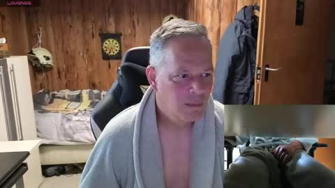 Snapshot of exibe1219 chatting on 22, 4, 2026 exibe1219 online show from 22, 4, 2026