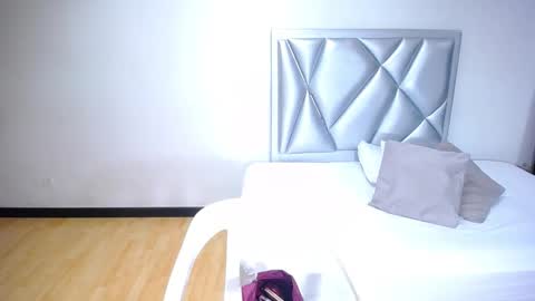 exotic_karmella online show from 10, 2, 2025