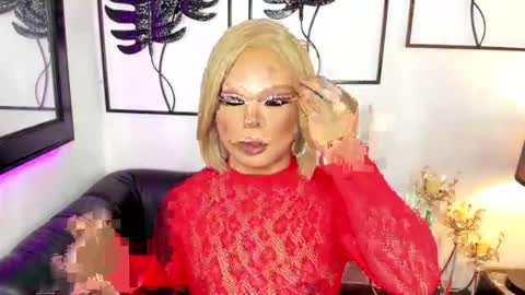 Snapshot of exotic_lindsay chatting on 28, 5, 2026 Lindsay online show from 28, 5, 2026