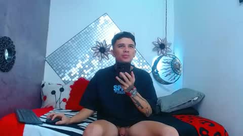 exotichot_couple online show from 8, 3, 2025