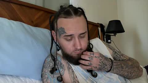 Snapshot of exoticnaughtycouple chatting on 22, 3, 2026 James Sasha online show from 22, 3, 2026