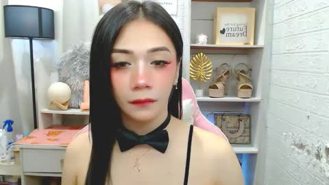 Snapshot of exotictssavie chatting on 12, 11, 2025 exotictssavie online show from 12, 11, 2025
