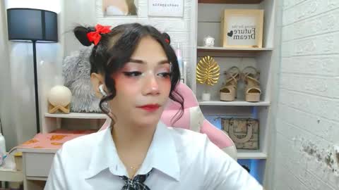 Snapshot of exotictssavie chatting on 16, 11, 2025 exotictssavie online show from 16, 11, 2025