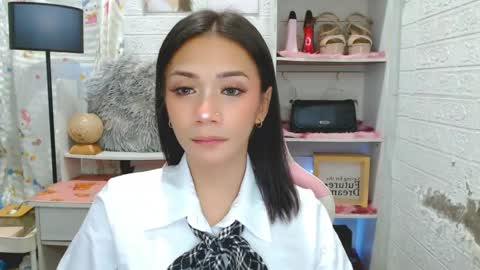 Snapshot of exotictssavie chatting on 26, 5, 2026 exotictssavie online show from 26, 5, 2026
