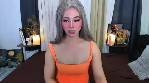 expensive_elise online show from 14, 5, 2026