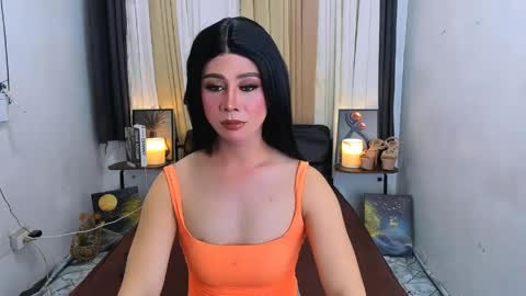 expensive_elise online show from 28, 5, 2026