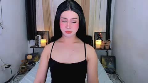 expensive_elise online show from 8, 6, 2026