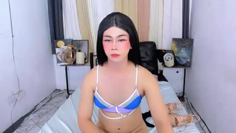 expensive_elise online show from 29, 6, 2026