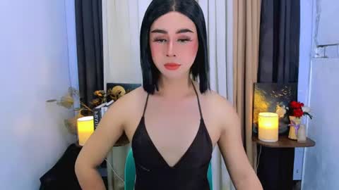 expensive_elise online show from 15, 7, 2026