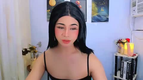 expensive_elise online show from 6, 8, 2026