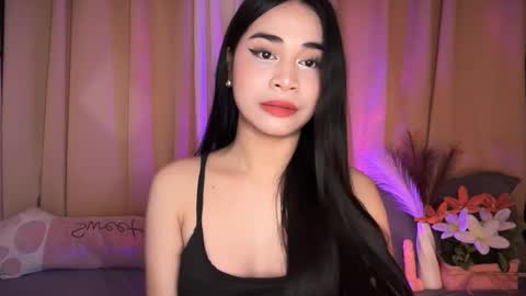 Snapshot of expensivets_chloe chatting on 1, 11, 2025 chloee online show from 1, 11, 2025