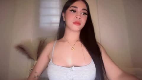 Snapshot of expensivets_chloe chatting on 15, 2, 2026 chloee online show from 15, 2, 2026